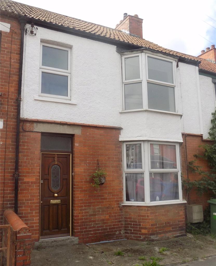 Benedict Street, Glastonbury... 4 bed terraced house £1,450 pcm (£335 pw)