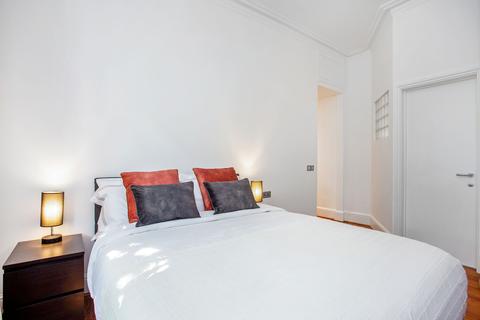 2 bedroom flat for sale, Emperors Gate, London, SW7