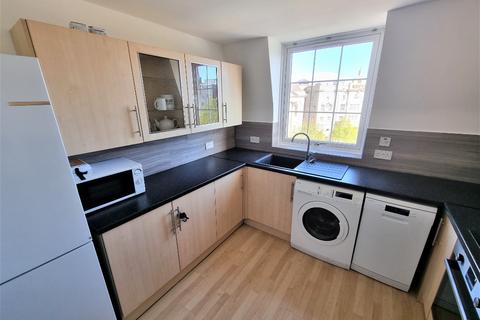 3 bedroom flat to rent, Union Terrace, City Centre, Aberdeen, AB10