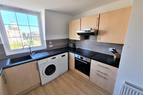 3 bedroom flat to rent, Union Terrace, City Centre, Aberdeen, AB10