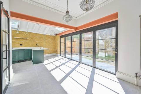 162 Windsor Road, London, E7 0RB