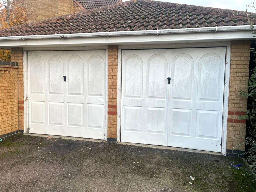 Detached Double Garage