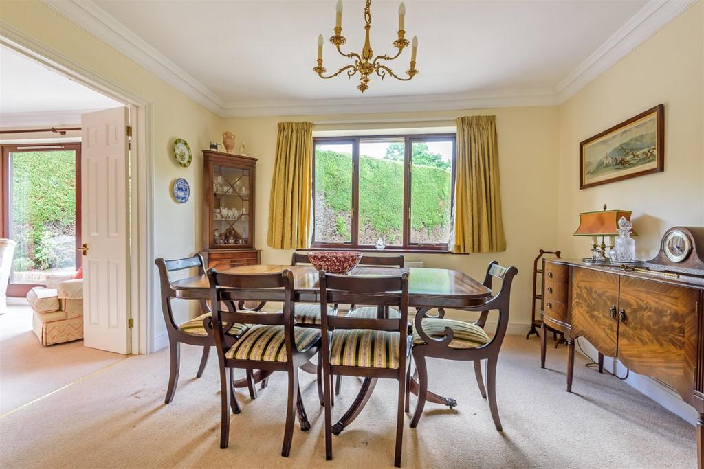 Monkmead Lane, West Chiltington, RH20 4 bed detached bungalow £875,000