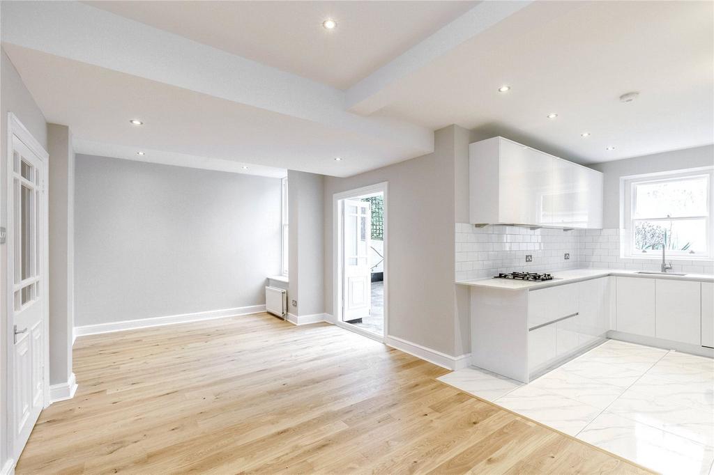 Kitchen/Reception