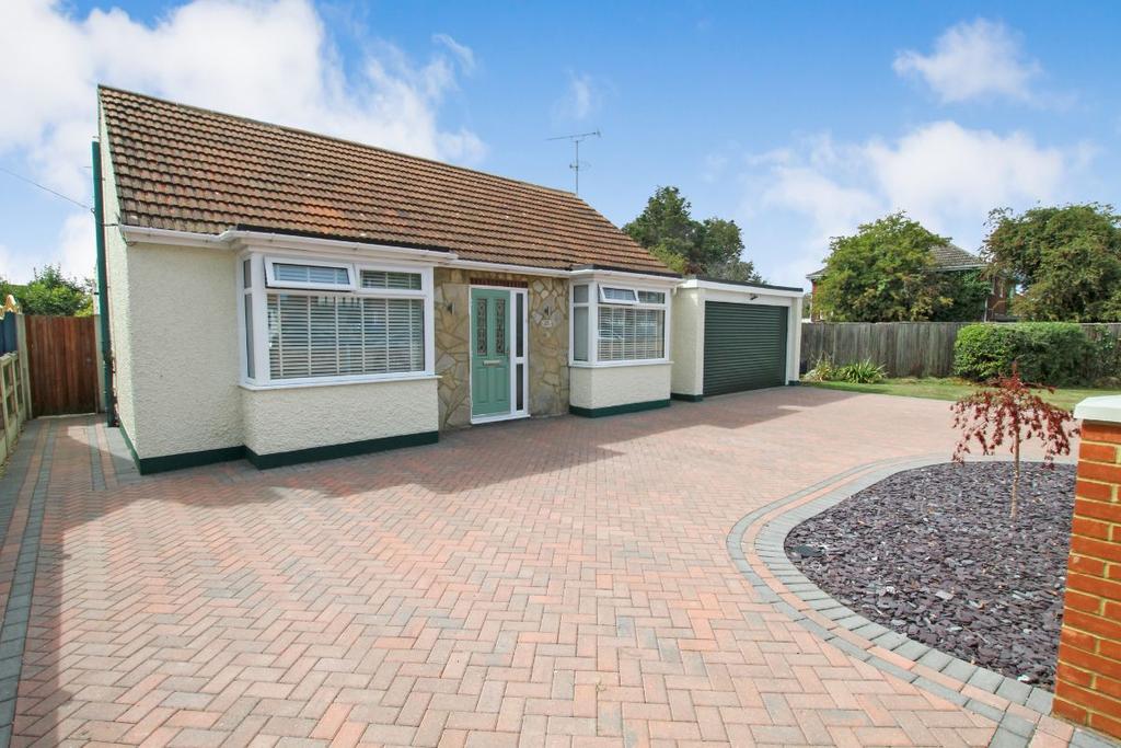 Hunters Forstal Road, Herne Bay 3 bed bungalow £475,000