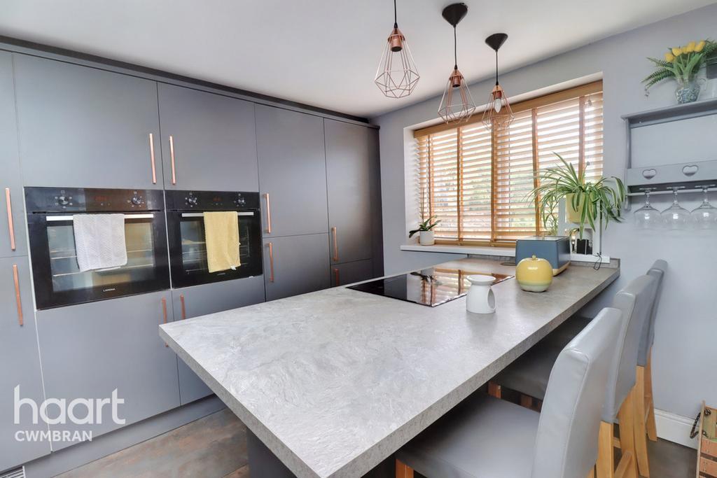 Waun Hywel Road, Cwmbran 5 bed terraced house for sale £240,000