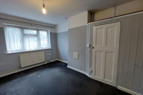 10 Russell Close, Crayford, Dartford, DA1 4PU