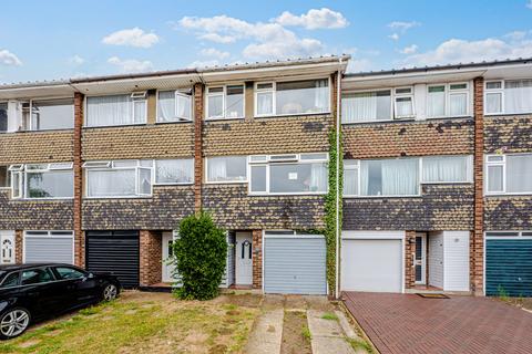 12 Barnard Road, Leigh-on-sea, SS9 3PH