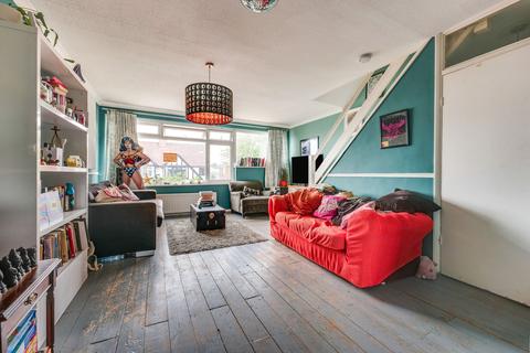 12 Barnard Road, Leigh-on-sea, SS9 3PH