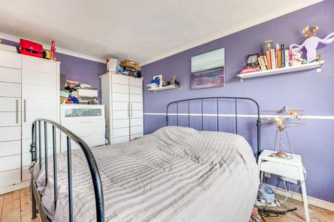 12 Barnard Road, Leigh-on-sea, SS9 3PH
