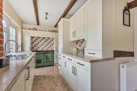 56 Kechill Gardens, Bromley, BR2 7NG