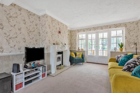 56 Kechill Gardens, Bromley, BR2 7NG