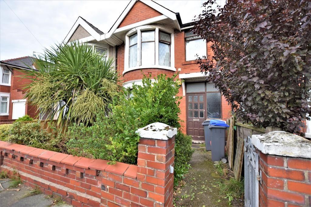 Henson Avenue, Blackpool, Lancashire, FY4 3LY 2 bed terraced house £