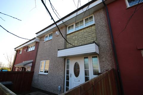 2 bedroom terraced house to rent - Enstone Garth, Bransholme, Hull, HU7