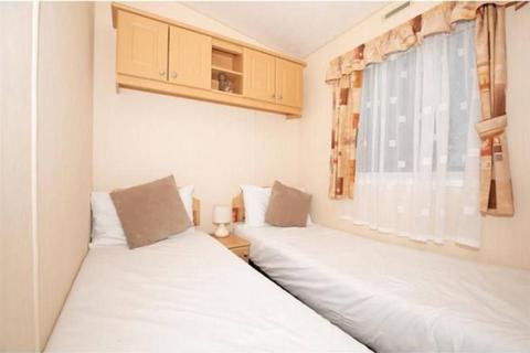 2 bedroom static caravan for sale, Fen Lane, Colchester Essex