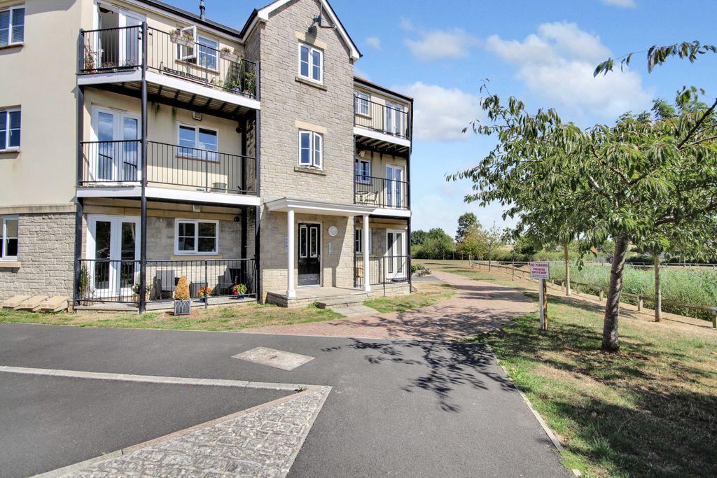 Watkins Way, Bideford EX39 4FN 2 bed ground floor flat for sale £175,000