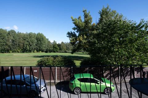 2 bedroom apartment to rent, Standmoor Court, Park Lane, Whitefield