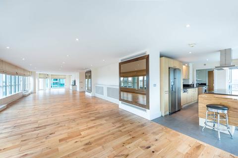 3 bedroom flat for sale - St Georges Wharf, Vauxhall, London, SW8
