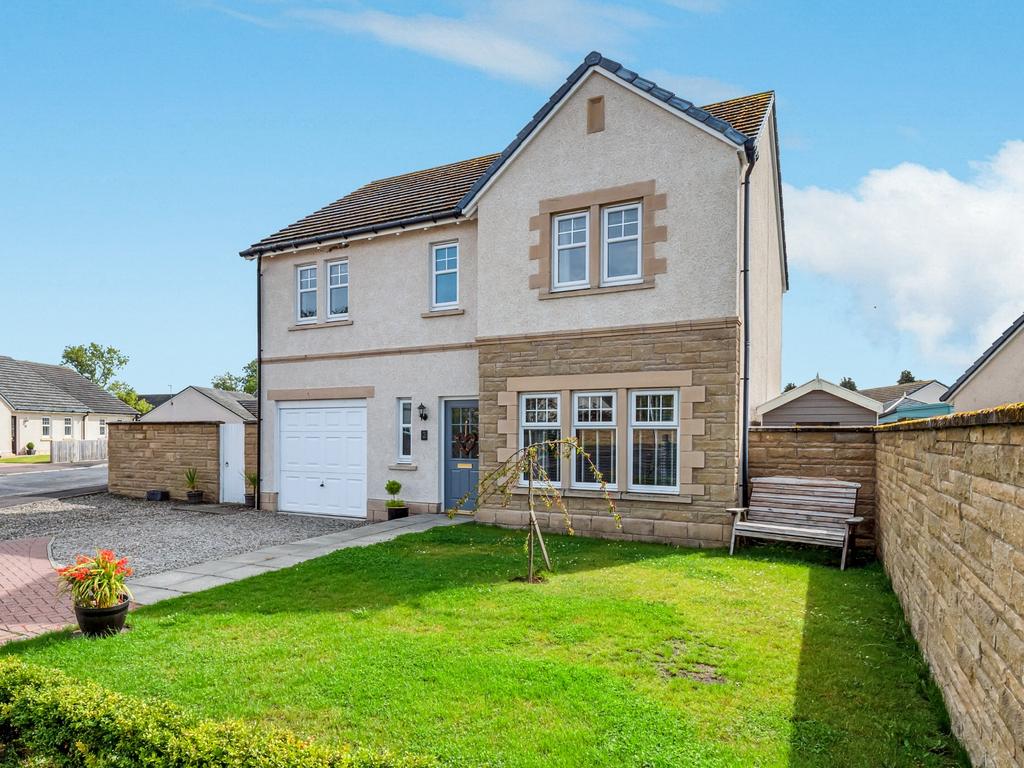 James Blair Close, Grange, Errol, Perthshire, PH2 7AX 4 bed detached