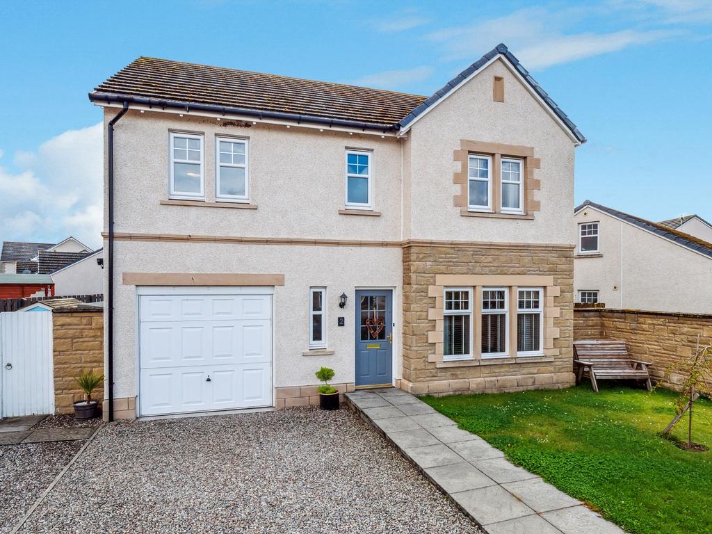 James Blair Close, Grange, Errol, Perthshire, PH2 7AX 4 bed detached