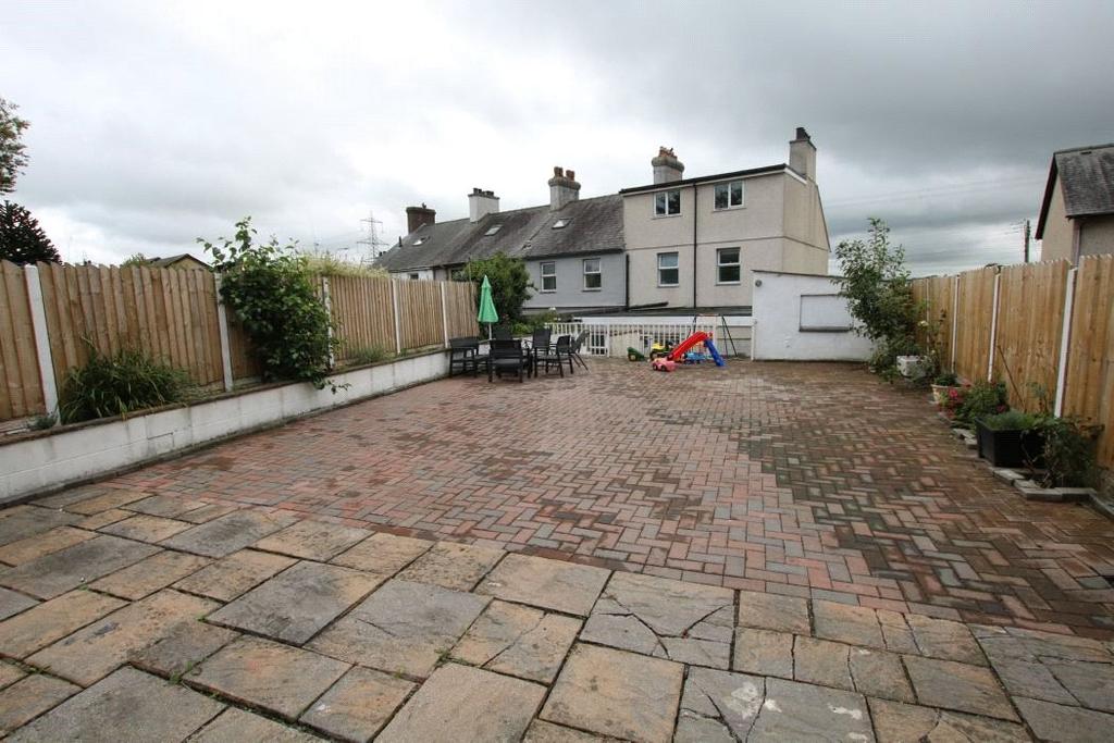 Salem Terrace, Llanfairpwll, Anglesey, LL61 4 bed end of terrace house