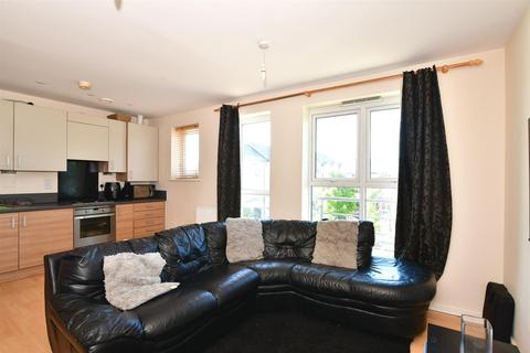 48 Lister Drive, Northfleet, Gravesend, DA11 8FF