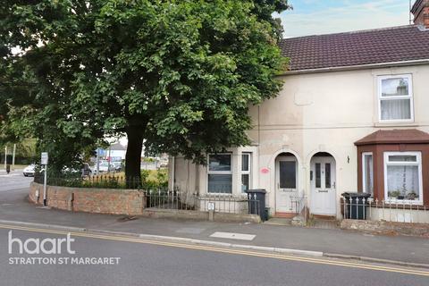 3 bedroom semi-detached house for sale - Cricklade Road, Swindon