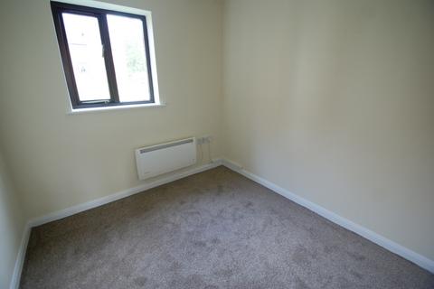 2 bedroom flat to rent, Penny Hill, Collingbourne, SN8