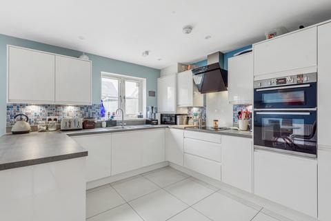 4 bedroom end of terrace house for sale, Stevens Road, Eastleigh, Hampshire, SO50