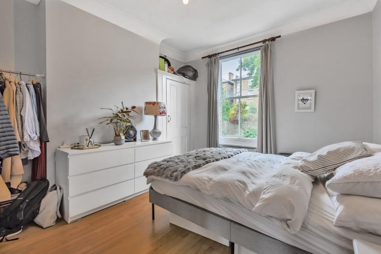 Blackheath Grove Blackheath SE3 1 bed apartment £1,450 pcm (£335 pw)