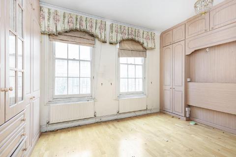 17 Harcourt Street, London, W1H 4EG