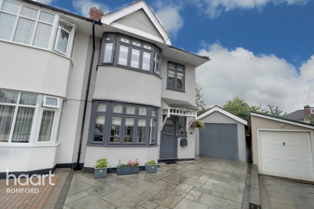 Melton Gardens, Romford 4 bed end of terrace house £625,000