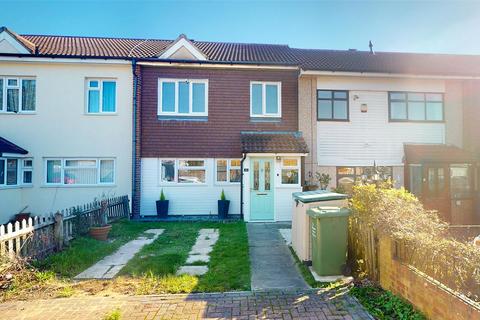 11 Bodiam Close, Pitsea, Basildon, SS13 3RA