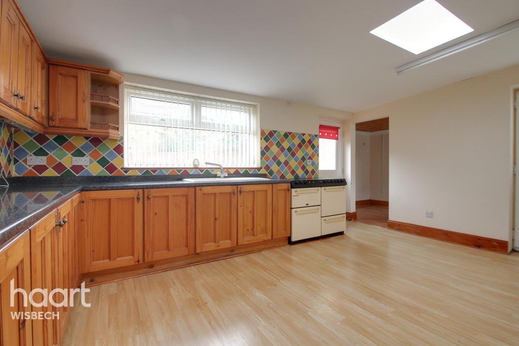 Woodgate Road, Leverington 1 bed bungalow £150,000