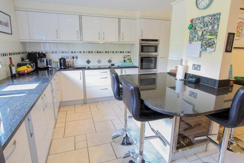 4 bedroom detached house for sale, Slewton Crescent, Whimple