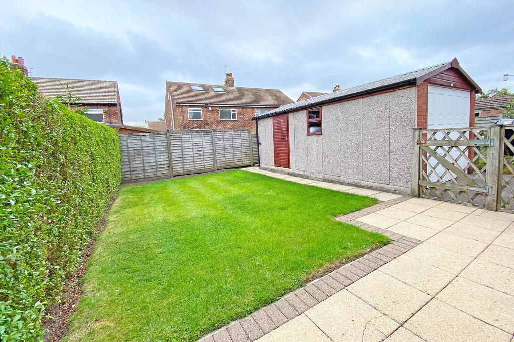 Harlow Park Road, Harrogate 3 bed semidetached house £325,000