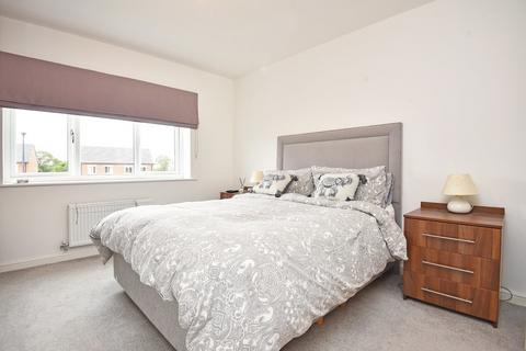 10 Thomas Drive, Killinghall, Harrogate, HG3 2FA