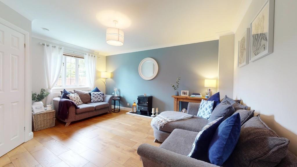 Hope Park Gardens, Bathgate 3 bed detached house £239,000