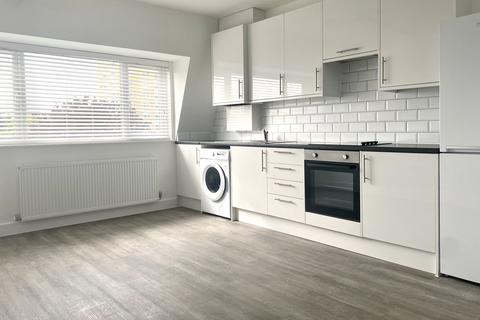 1 bedroom flat to rent, Nightingale Road, Wood Green N22