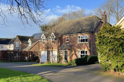 4 bedroom detached house for sale - Suffolk Close, Melton Mowbray