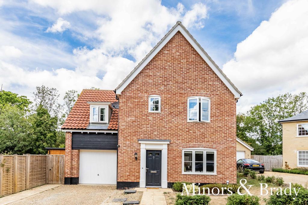 Canary Close, Hockering 3 bed detached house for sale £350,000