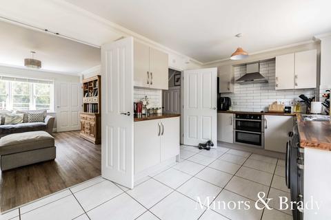 5 Canary Close, Hockering, Dereham, NR20 3FA