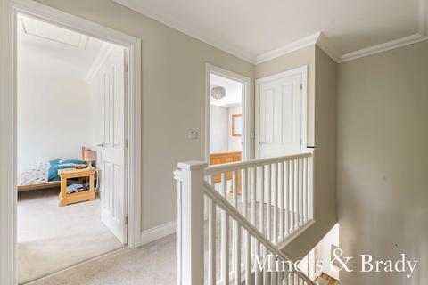 5 Canary Close, Hockering, Dereham, NR20 3FA