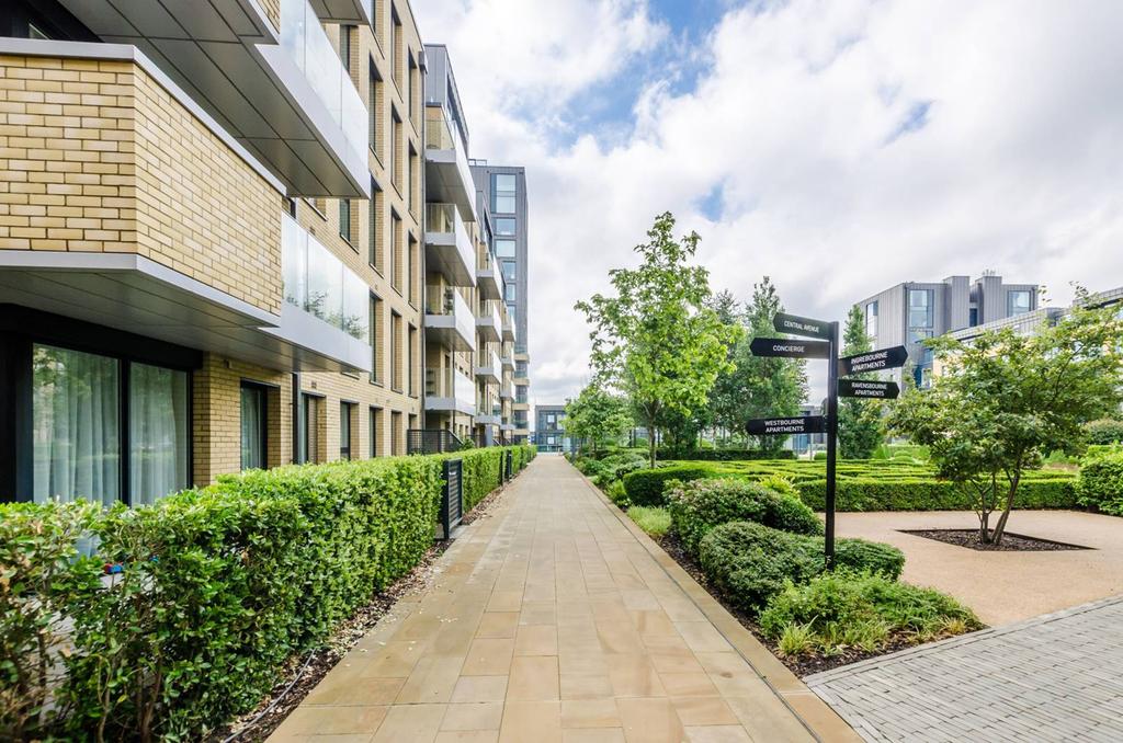 Central Avenue, Sands End, London, SW6 2 bed flat £2,925 pcm (£675 pw)