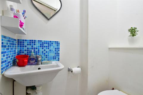 28 Lukin Crescent, London, E4 6NN