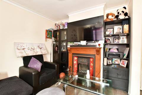 28 Lukin Crescent, London, E4 6NN
