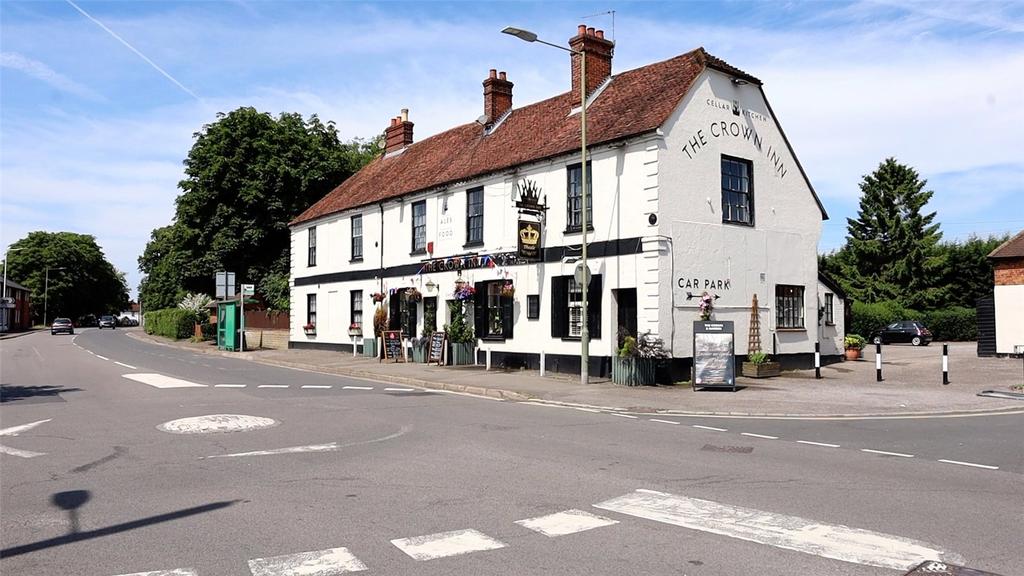 Theale Crown Pub