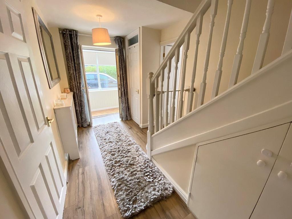Alt Road, Formby, Liverpool, L37 4 bed semidetached house £295,000