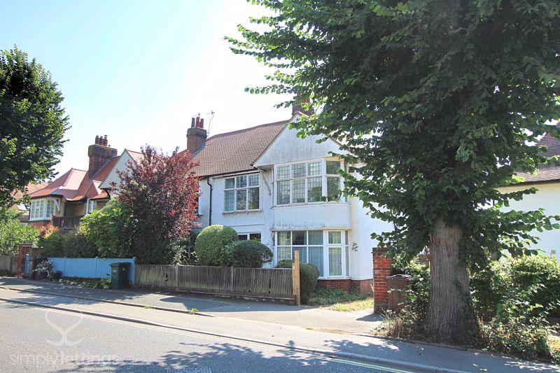 Old Shoreham Road, Hove 2 bed flat to rent £1,300 pcm (£300 pw)