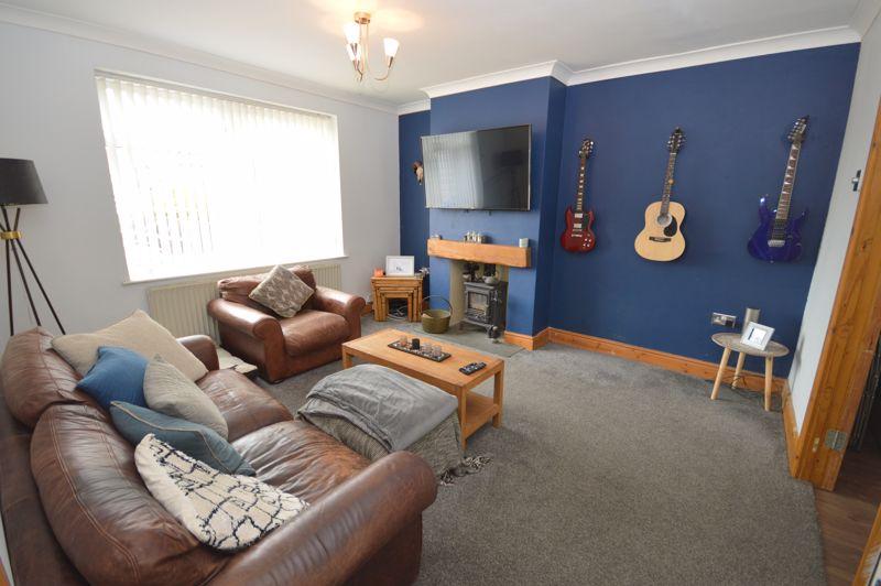 Brunner Road, Widnes 3 bed semidetached house for sale £155,000
